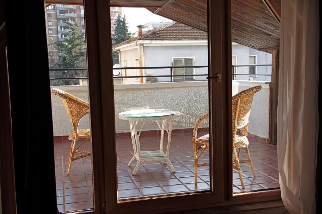 Hotel De Paris Tirana Eksteriør billede