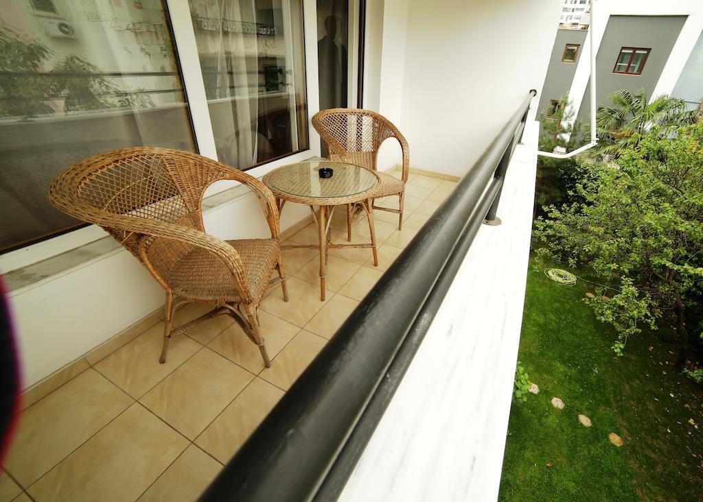 Hotel De Paris Tirana Eksteriør billede